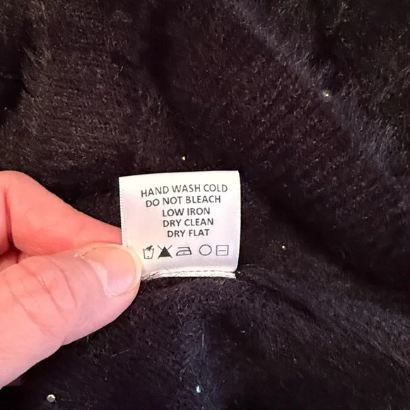 MAJORELLE( REVOLVE ) Black Cardigan Sweater with Pearls SZ XS - Picture 7 of 7